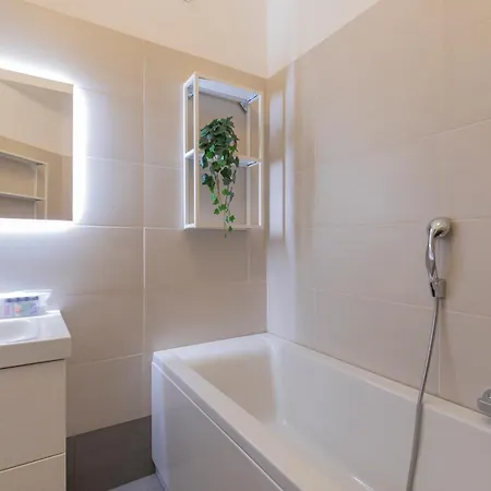 Luxury - Cherubini 6 Apartman Milánó